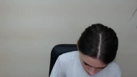 Rose online show from September 16, 2025, 6:36 am