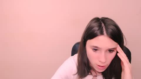 Rose online show from October 31, 2025, 7:53 am