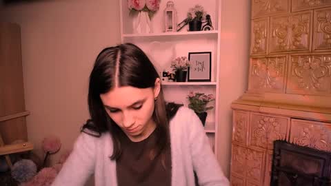 Rose online show from April 8, 2026, 6:24 am