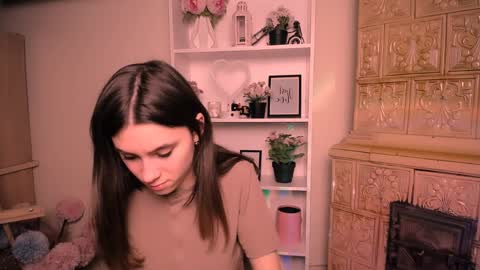 Rose online show from April 9, 2026, 6:52 am