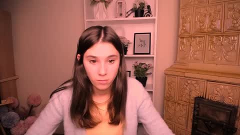 Snapshot of rosalais_ chatting on May 1, 2026, 6:51 am Rose online show from May 1, 2026, 6:51 am