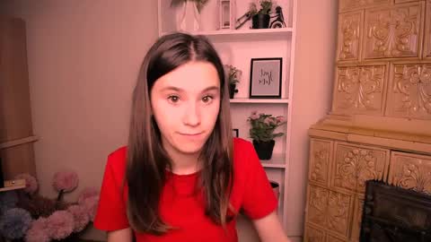Snapshot of rosalais_ chatting on May 16, 2026, 10:36 am Rose online show from May 16, 2026, 10:36 am