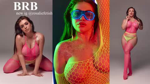 Snapshot of rosaliefetish chatting on January 16, 2025, 11:04 am Rosalie online show from January 16, 2025, 11:04 am