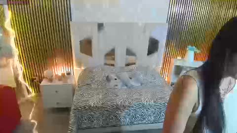 ROSALIN online show from September 11, 2025, 12:49 pm