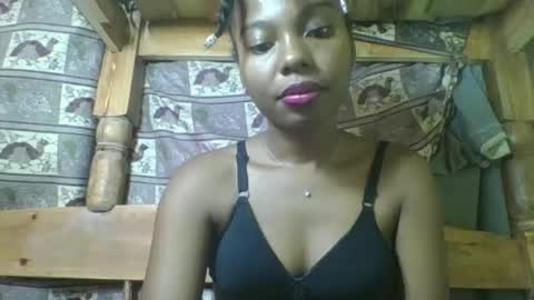 Rosalinda online show from April 8, 2026, 1:27 am