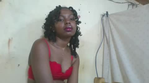 Rosalinda online show from April 29, 2026, 4:38 am