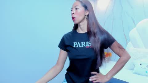 Snapshot of rosalinda_cortez chatting on December 4, 2024, 1:09 pm Rosalinda online show from December 4, 2024, 1:09 pm