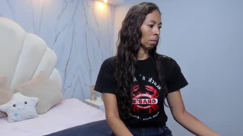 Snapshot of rosalinda_cortez chatting on December 30, 2024, 12:20 pm Rosalinda online show from December 30, 2024, 12:20 pm