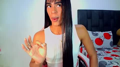 Rosalinda online show from June 4, 2026, 9:54 pm