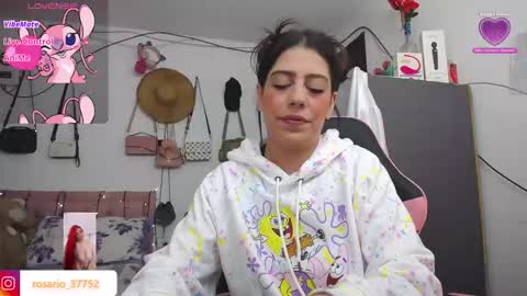 rosario_1996 online show from October 17, 2025, 7:00 am