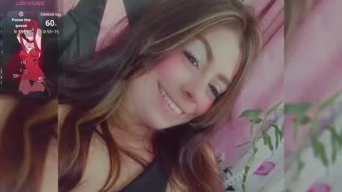 rosario_1996 online show from May 26, 2026, 10:50 pm