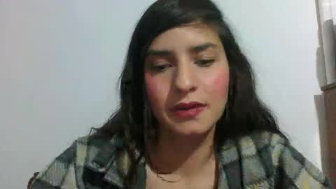 rosasvioletas online show from September 19, 2025, 12:02 am