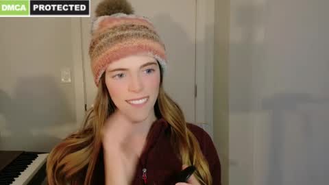 rose77782 online show from January 16, 2025, 9:19 pm