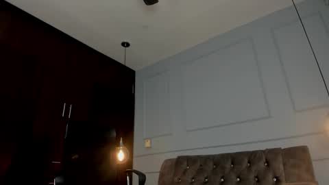 rose__monroe online show from November 18, 2025, 7:40 pm