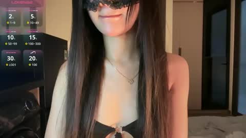 Snapshot of rose_ah chatting on May 11, 2026, 9:04 am rose_ah online show from May 11, 2026, 9:04 am