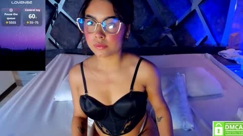 Rose online show from December 4, 2025, 6:01 am