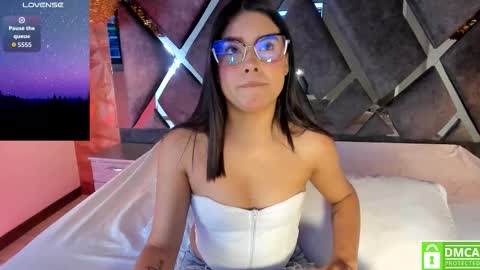 Rose online show from December 18, 2025, 4:18 am