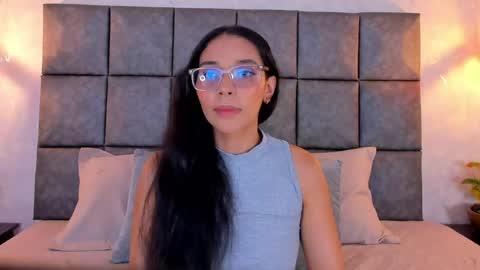 Snapshot of roseaurora chatting on May 22, 2026, 10:43 am roseaurora online show from May 22, 2026, 10:43 am