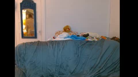 Snapshot of rosefrostpond chatting on March 11, 2025, 10:40 am Rose Frostpond online show from March 11, 2025, 10:40 am