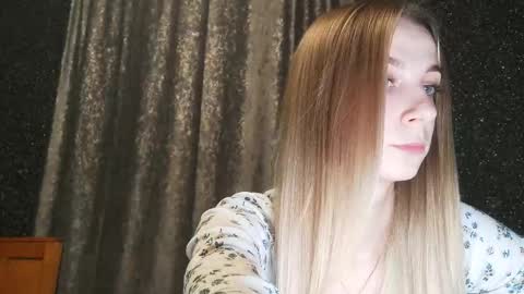 Helena online show from October 24, 2025, 9:44 pm