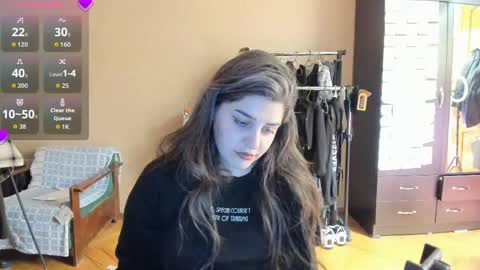 Snapshot of roselina_ chatting on May 8, 2026, 8:47 pm Rose online show from May 8, 2026, 8:47 pm