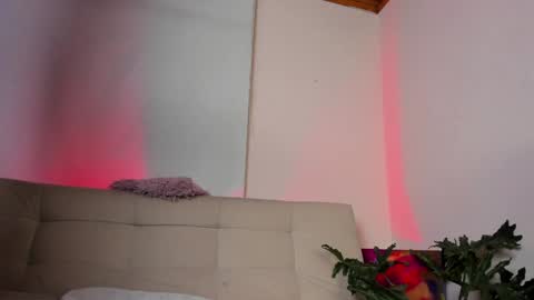 Lyla OF roselinedior online show from December 23, 2024, 4:50 pm