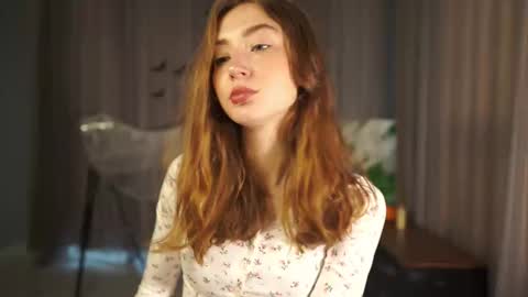 Snapshot of rosellegaeta chatting on November 1, 2025, 4:25 am Elsa online show from November 1, 2025, 4:25 am