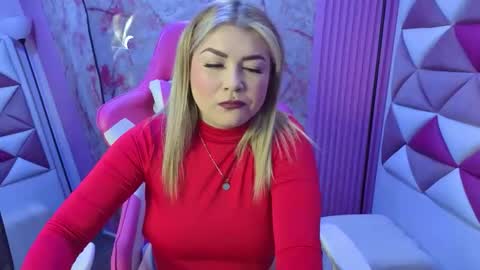 Julieta online show from March 27, 2026, 7:13 pm