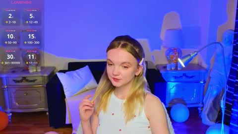 Snapshot of roses_kate chatting on November 5, 2025, 5:18 am Sweety Kate online show from November 5, 2025, 5:18 am