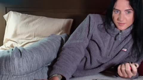 Rosie online show from March 6, 2025, 11:53 pm