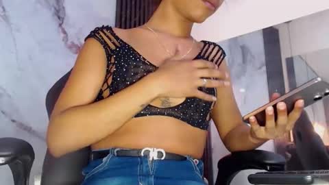 Rosettahott online show from April 6, 2026, 7:04 pm