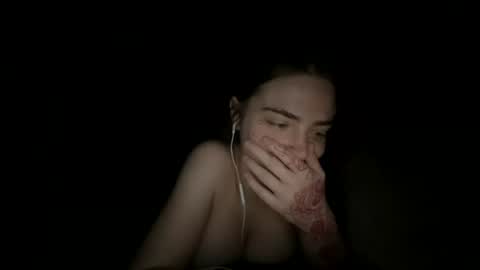 roseyla1 online show from July 7, 2026, 6:47 am