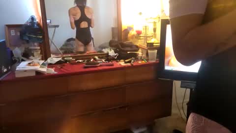 Snapshot of roshi702 chatting on September 13, 2025, 3:56 pm roshi702 online show from September 13, 2025, 3:56 pm