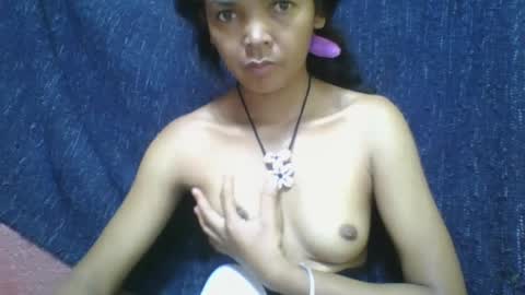 rosia685234 online show from February 12, 2025, 1:37 pm