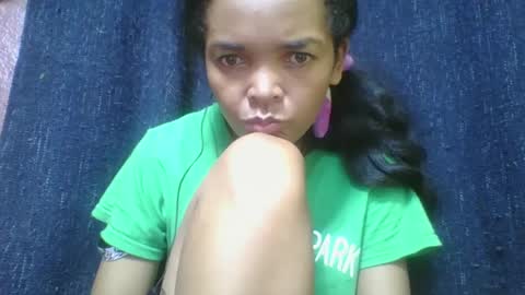 rosia685234 online show from February 17, 2025, 6:26 pm