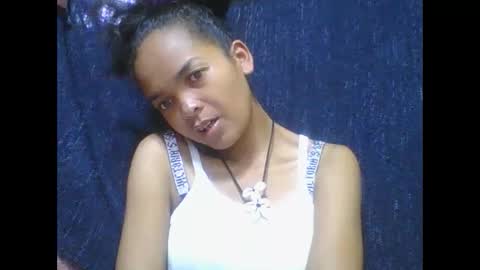 rosia685234 online show from February 18, 2025, 1:44 pm