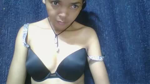 rosia685234 online show from February 19, 2025, 9:06 am