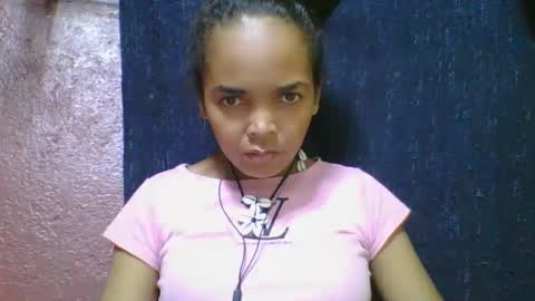 rosia685234 online show from February 28, 2025, 5:37 pm
