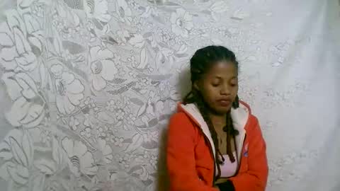 rosia online show from October 10, 2025, 3:16 am