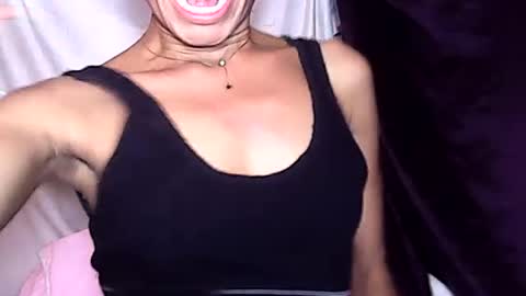 Snapshot of rosie6601 chatting on July 16, 2026, 5:08 pm rosie6601 online show from July 16, 2026, 5:08 pm