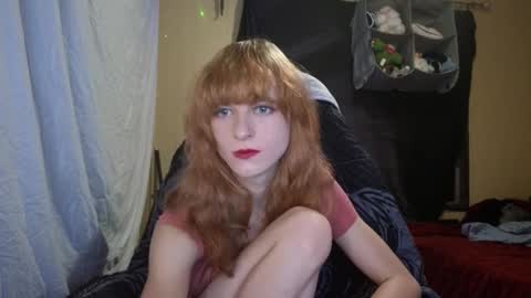 Rosieneko2033 online show from November 18, 2025, 9:58 am