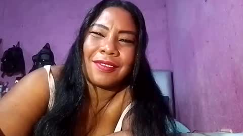 rosmerynavarro online show from January 14, 2025, 4:04 am