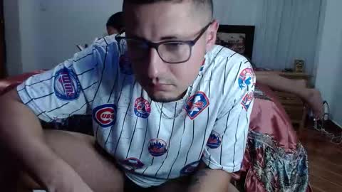 Snapshot of rossa2000 chatting on November 12, 2025, 5:41 am rossa2000 online show from November 12, 2025, 5:41 am