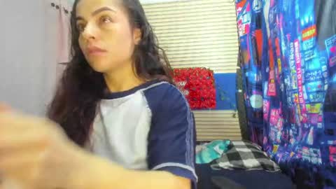 Snapshot of rosse_25 chatting on July 12, 2026, 9:33 am Would you like to help me with supplementation and sports suits so I can compete in powerlifting online show from July 12, 2026, 9:33 am