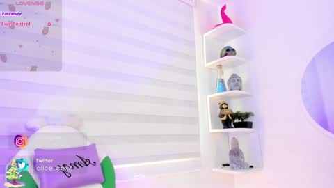   online show from January 3, 2025, 7:07 pm