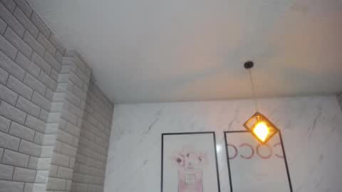 rosse jeane v online show from December 2, 2024, 1:13 pm