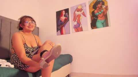 rosse_taylorx1 online show from March 26, 2026, 7:08 pm