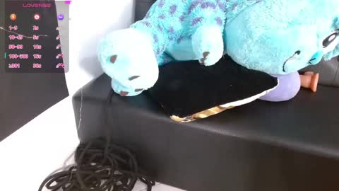 Snapshot of rossett4 chatting on October 13, 2025, 5:46 pm Rossetta online show from October 13, 2025, 5:46 pm