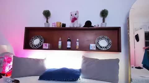 rossiie_hunt_ online show from February 4, 2026, 4:57 pm