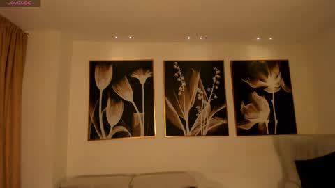 Rossie Rivers online show from April 20, 2026, 12:08 pm